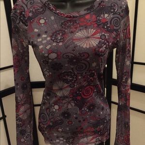 Sweet Pea long sleeve nylon/sheet top